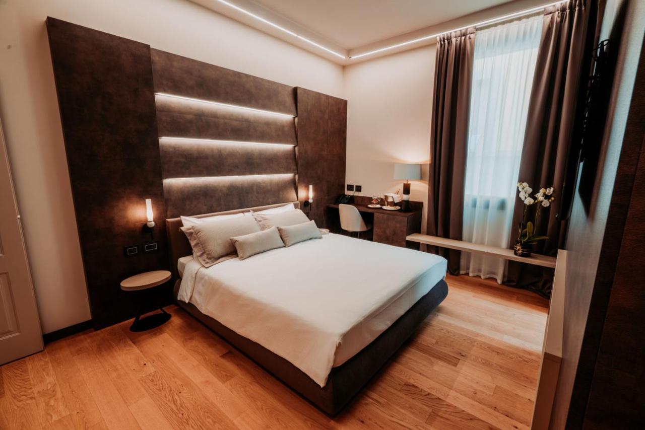 Moglia Hotel De Amicis מראה חיצוני תמונה