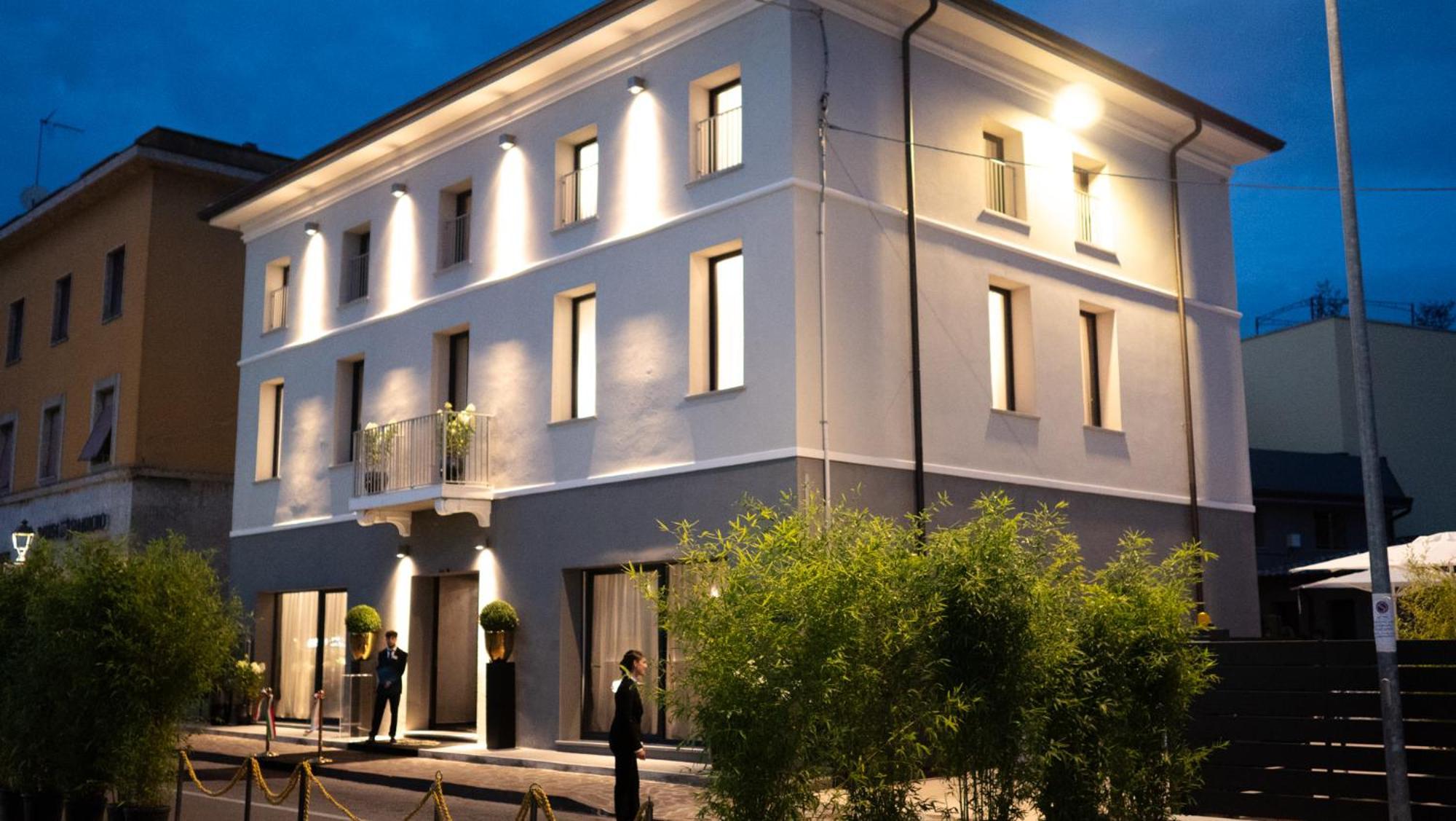 Moglia Hotel De Amicis מראה חיצוני תמונה